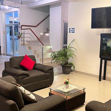 Residencial Marina House Hotel Тарапото Екстериор снимка