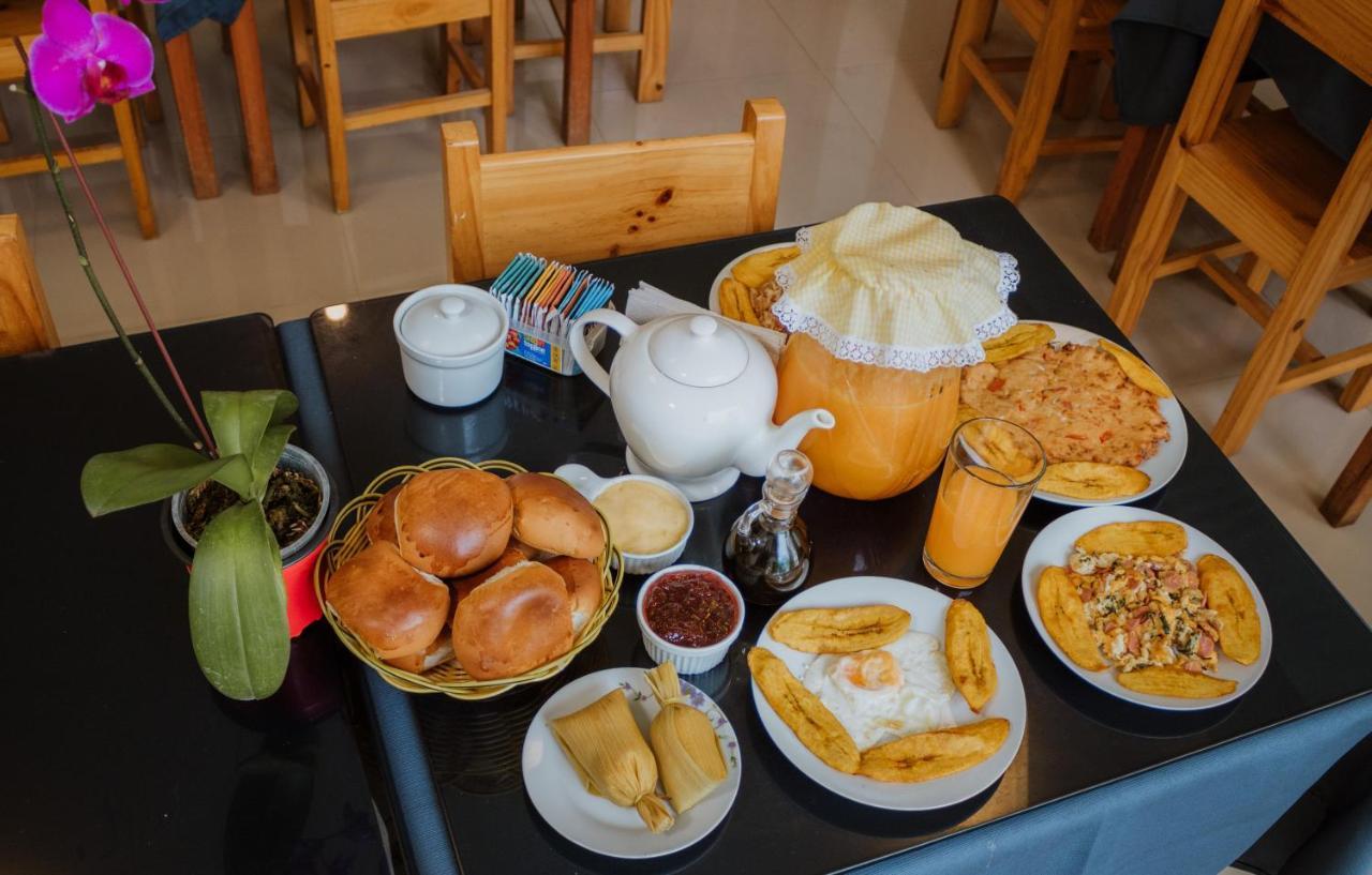 Residencial Marina House Hotel Тарапото Екстериор снимка